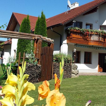 Privatzimmer Am Weinbrunnen Vorchdorf Exterior foto