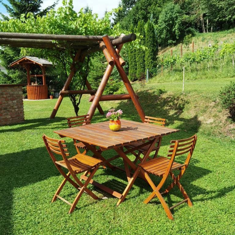 Privatzimmer Am Weinbrunnen Vorchdorf Exterior foto
